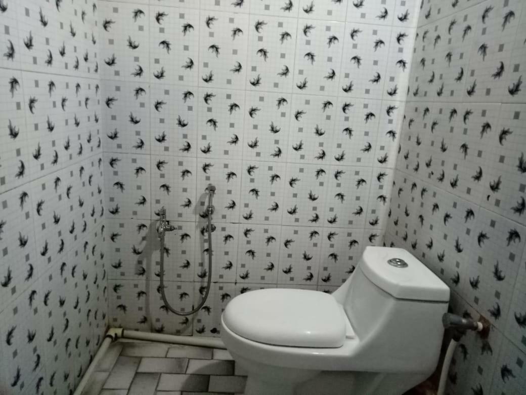 Sundarban Guest House Ґувахаті Екстер'єр фото
